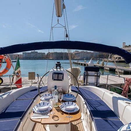 Charming Sailing Boat - Le Dimore Di Ines Bari Exterior foto