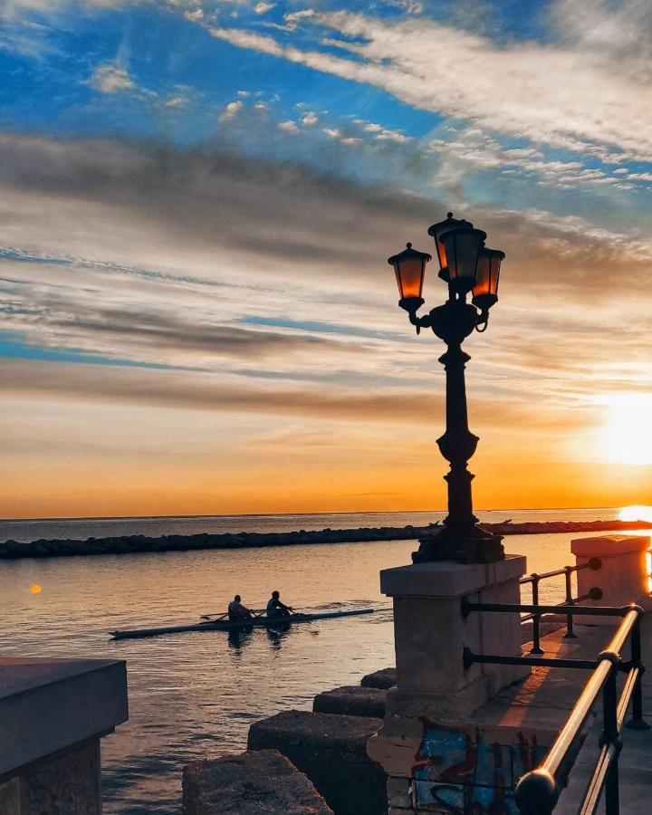 Charming Sailing Boat - Le Dimore Di Ines Bari Exterior foto